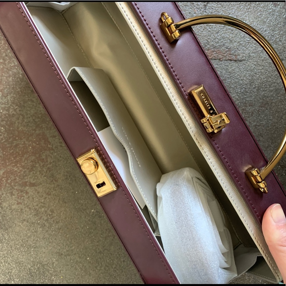 Charles & Keith purse! - Picture 2 of 2